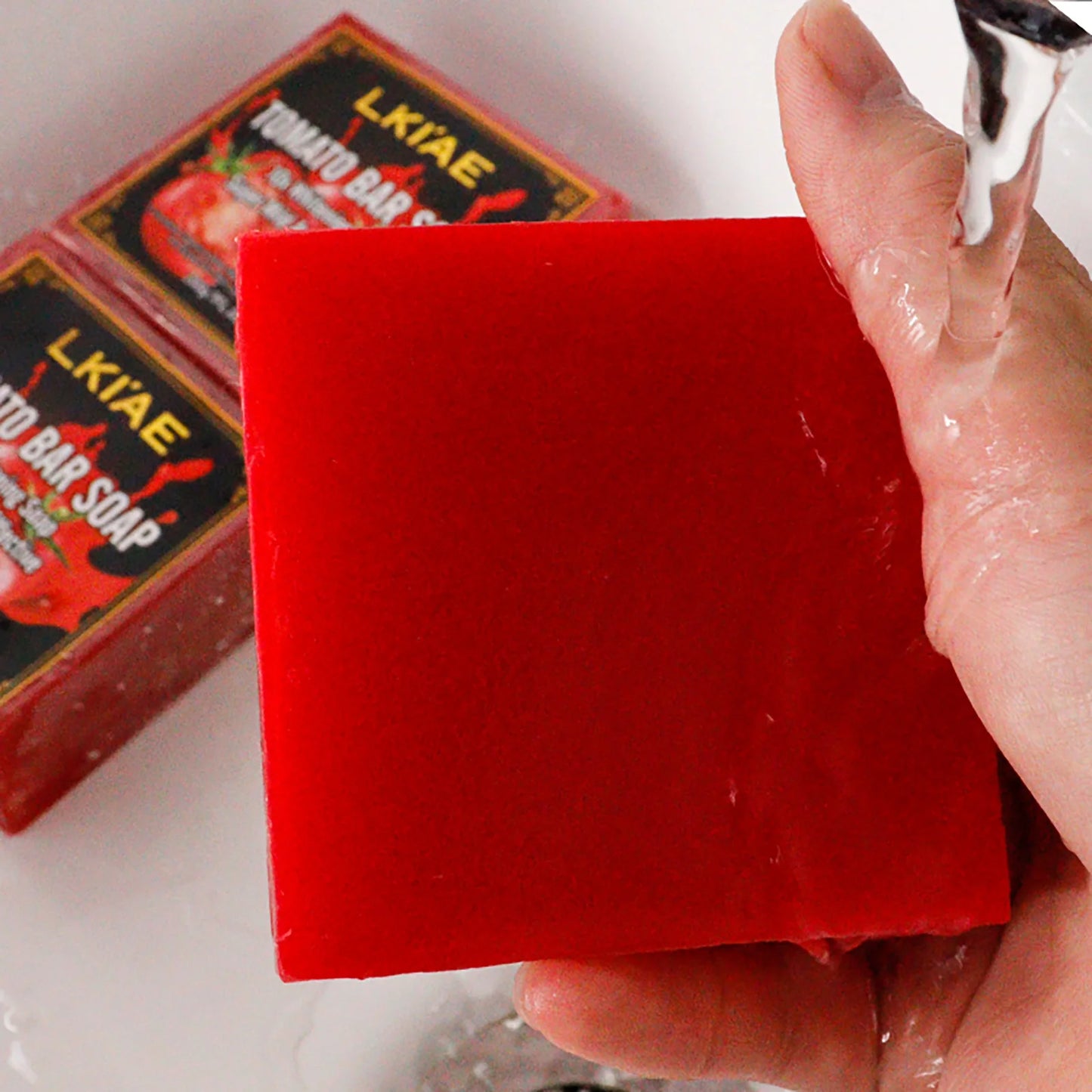 Tomato Fruit Scented Handmade Natural Bar Soap, For Face, Body, Whitening, Oil Control, Brightens, Shrink Pore, 200g